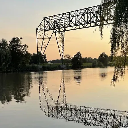 Hébergement de vacances In With Swimming Pool *