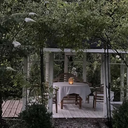 Hébergement de vacances In With Swimming Pool *